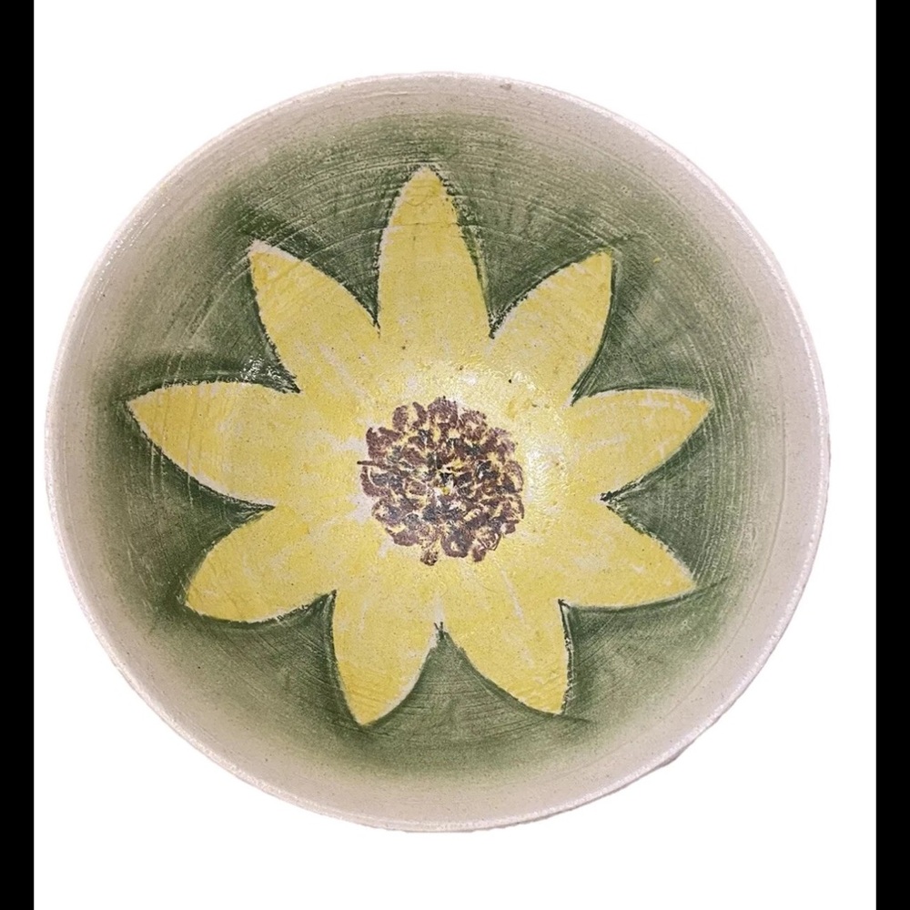 VTG Signed Studio Art Pottery Bowl Sunflower Hand Thrown Salt Glaze Pattern